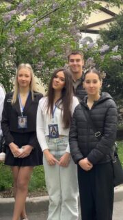 В рамках Дня дублера студенты взяли на себя роли администрации и преподавателей колледжа

Провели занятия, приняли участие в планёрке с директором, на практике прочувствовали всю специфику и убедились , что это намного сложнее, чем кажется, но точно стоит того.