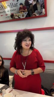 В колледже МАБ состоялся бизнес-ланч студенческого совета с директором колледжа, в рамках которого были подведены итоги работы и вручены грамоты самым активным участникам студенческого самоуправления 🚀

Подобные встречи - это возможность отметить вклад студентов в развитие колледжа, обсудить инициативы и поддержать активную студенческую жизнь МАБ ✨